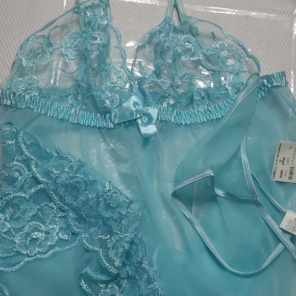 Frederick's of Hollywood Other - Frederick's of Hollywood Aqua Lace Chemise With Thong, Size Small